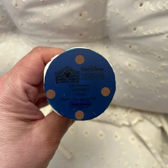 Disney Jim Shore Olaf Silly Snow Man Figurine - Picture 3 of 3